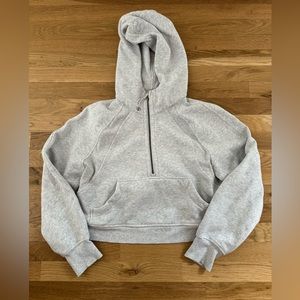 COPY - Lululemon Cropped Scuba